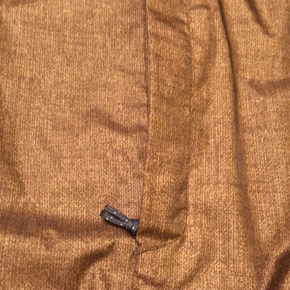 New! Men’s XL Omni tech wood grain pattern windbreaker by Columbia. (NWOT)